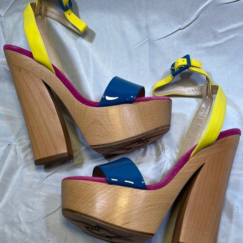 JEAN-MICHEL CAZABAT Women's • Whitney • Wood Platform Patent Leather Sandal